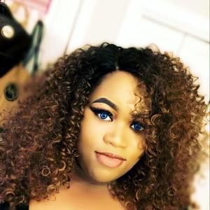 Meet your Posher, Charlise